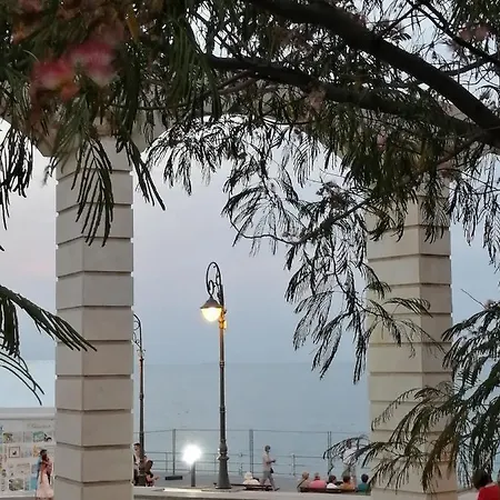 La Eluta Cazino *